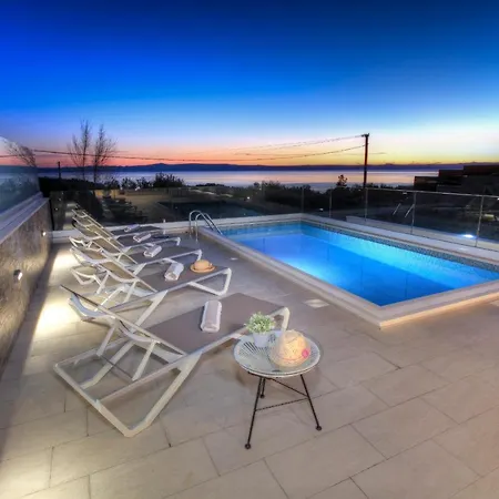 Вилла Karla Макарска